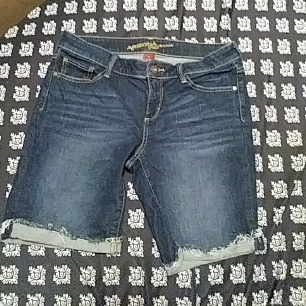 Capri shorts
